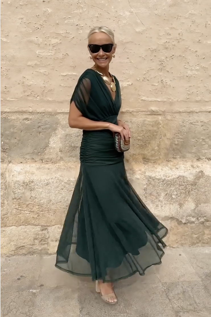 Louise | Elegant Flowy V-Neck Maxi Dress