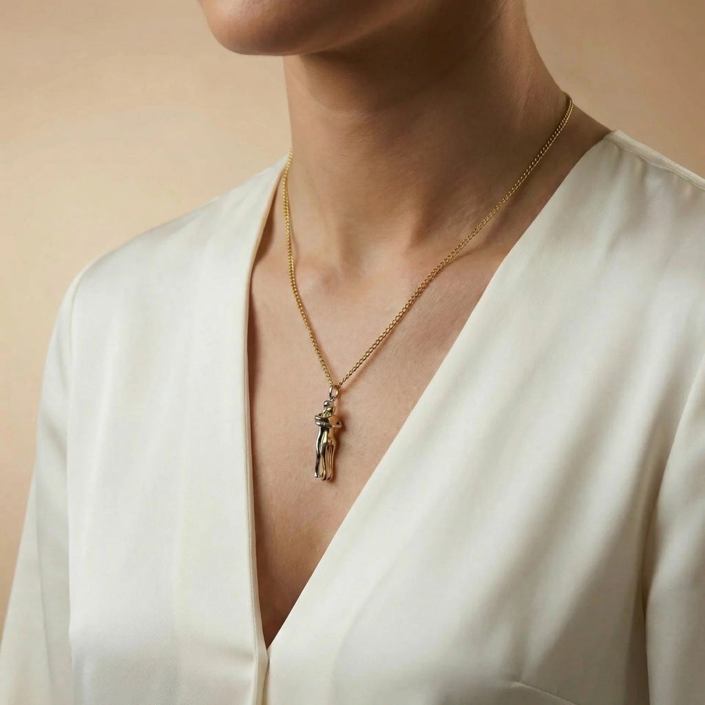 Hug - Necklace