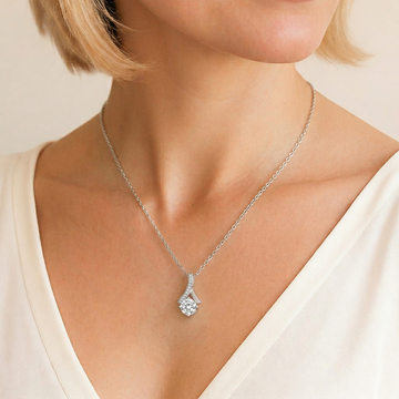 RIBBON NECKLACE FOR HER