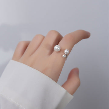 Tessa | Elegant Pearl Ring