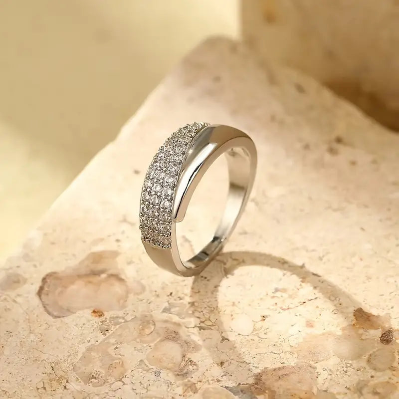 Elegant Ring with Sparkling Stones