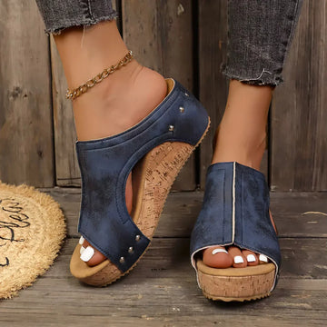 Sofia – Lumi Stud Wedges