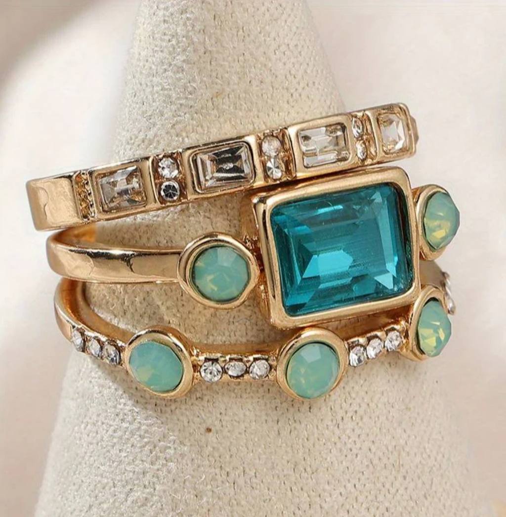 Jennefer | Elegant Crystal Ring Set