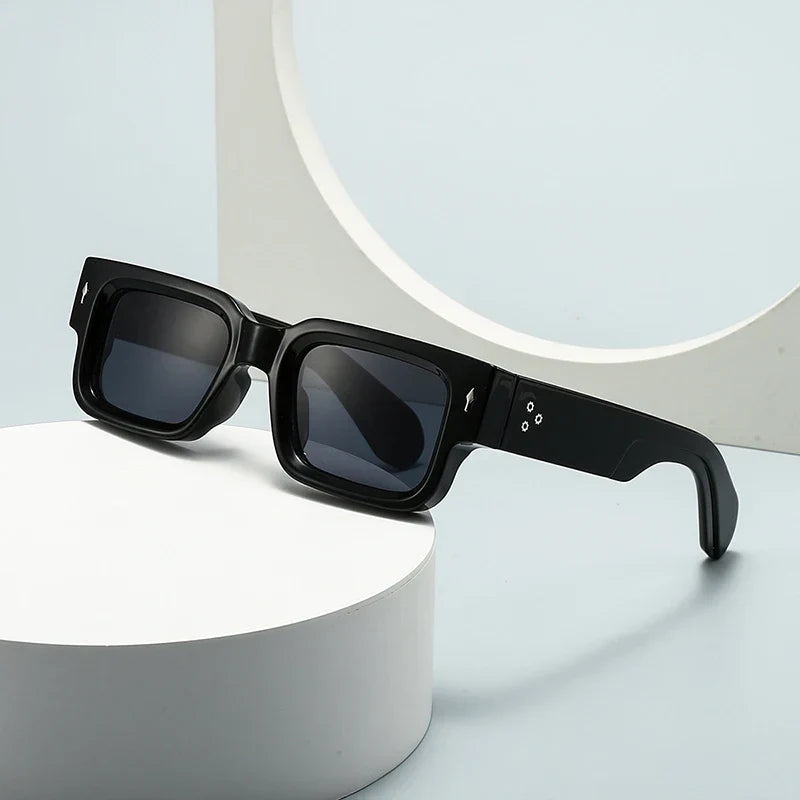 Emilio Square Sunnies