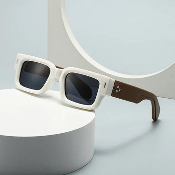 Emilio Square Sunnies