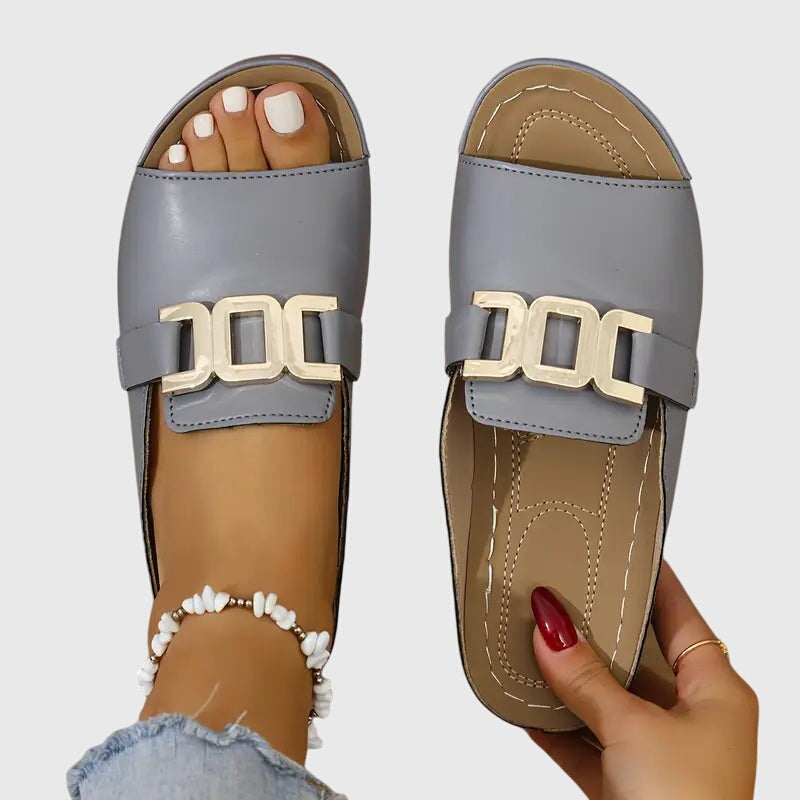 Kathryn – Comfortable Buckle Sandals