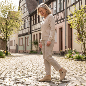 Mila | Supportive Zip Sneakers