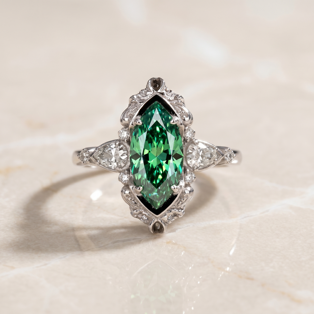 Vaelira Thornewyn Ring