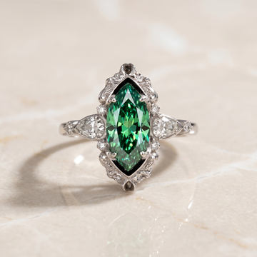 Vaelira Thornewyn Ring