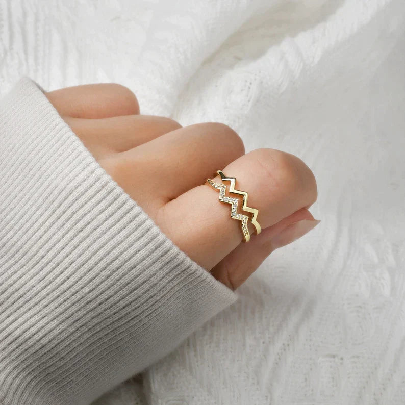 Sister – Adjustable Ring