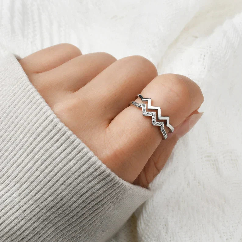 Sister – Adjustable Ring