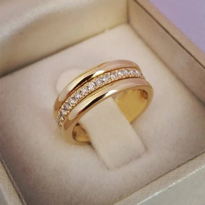 Indra | Elegant Zirconia Inlaid Ring