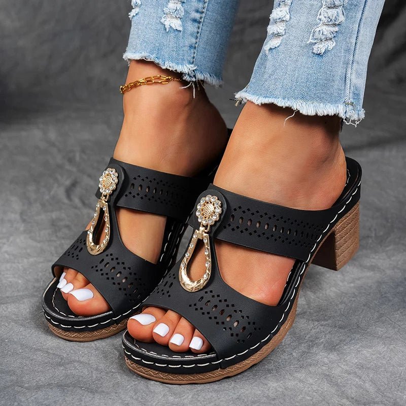 Nora – Orthopaedic Sandals
