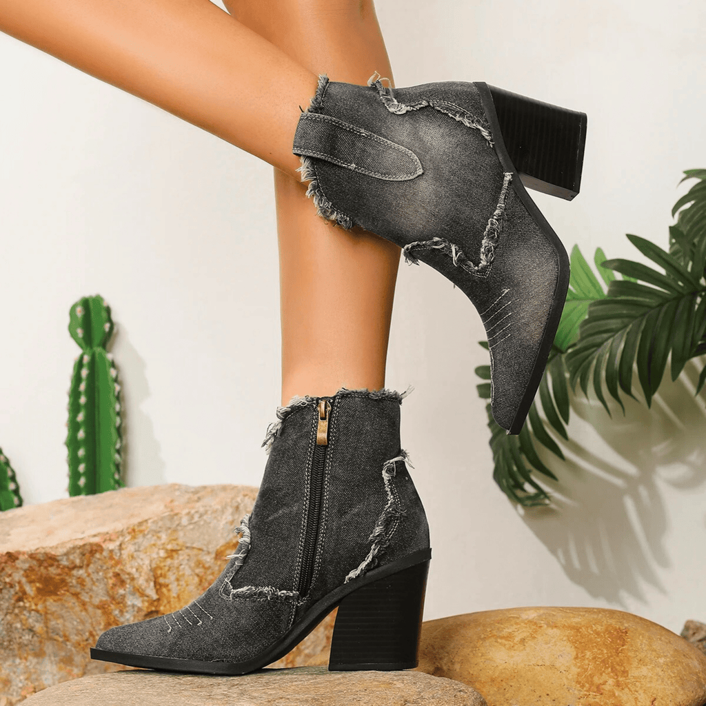 The Aurela Boot