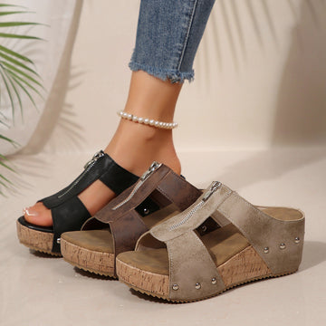 Gigi – Stylish Wedge Sandals