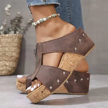 Gigi – Stylish Wedge Sandals