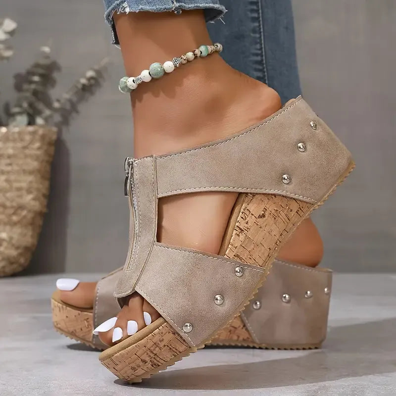 Gigi – Stylish Wedge Sandals