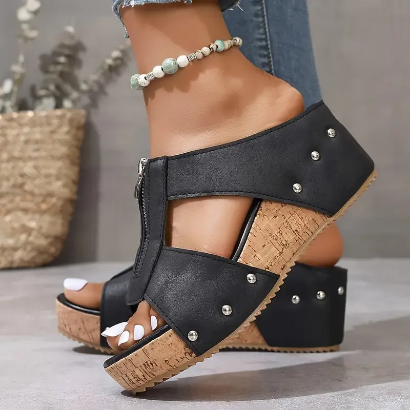 Gigi – Stylish Wedge Sandals