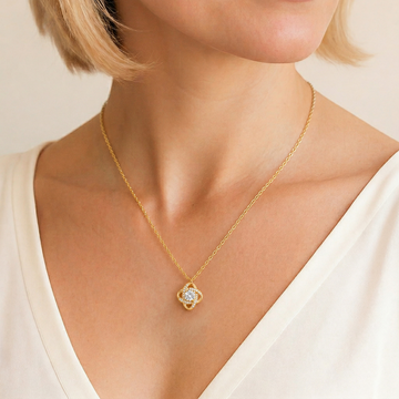 INTERLOCKING HEART NECKLACE