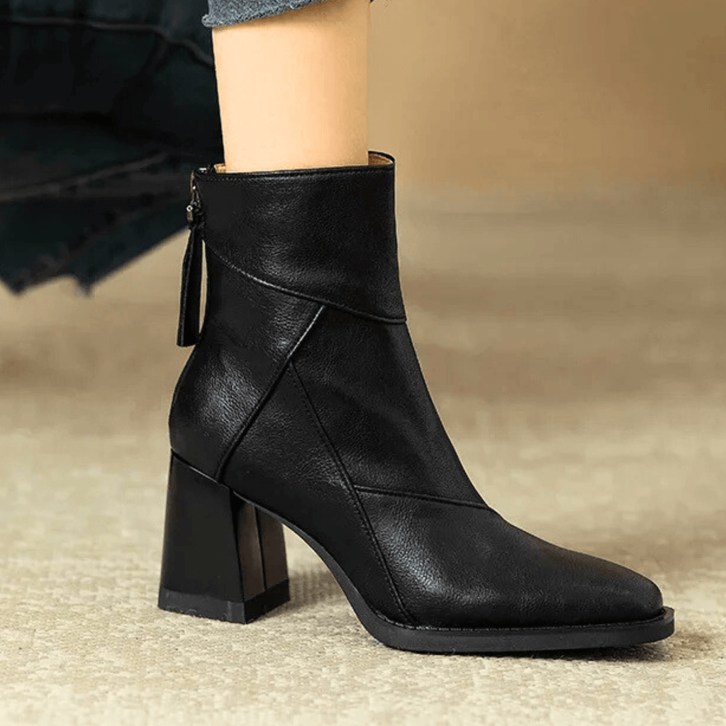 The Elara Boot
