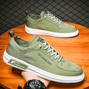 The Levaro Sneaker